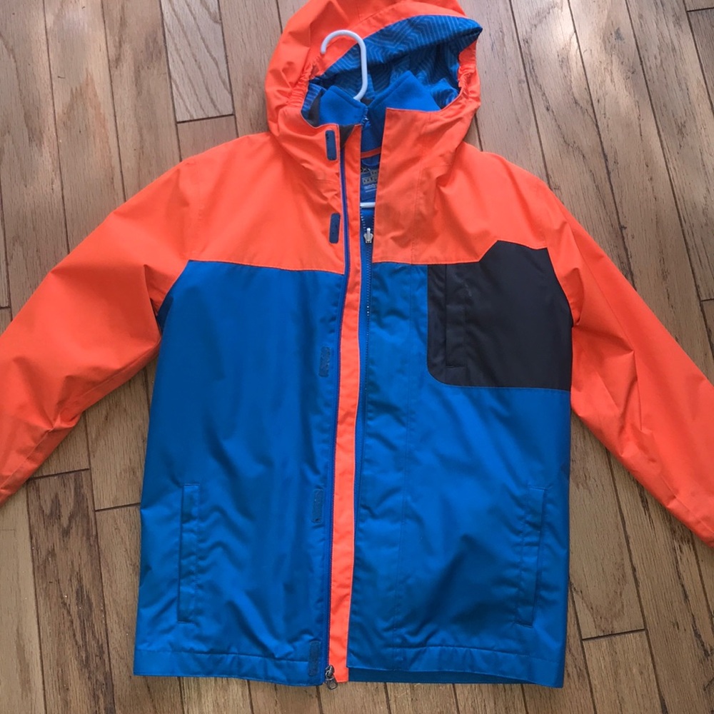 Under Armour youth medium ski/snowboard jacket